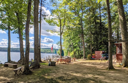 Meredith House | Camp Runamuck on Lake Waukewan! Sandy Beach, Dock, Screened Porch!