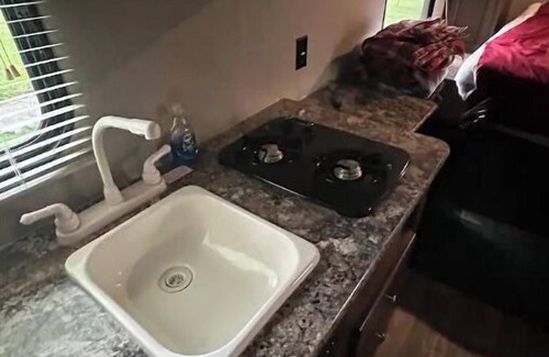 Bay City House | Camper for 3 on the River ~ Kayaking, Boating, Swimming, Bonfires, and More!