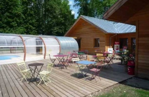 Bar-sur-Aube House | Camping 2 étoiles - Piscine - eeceaf