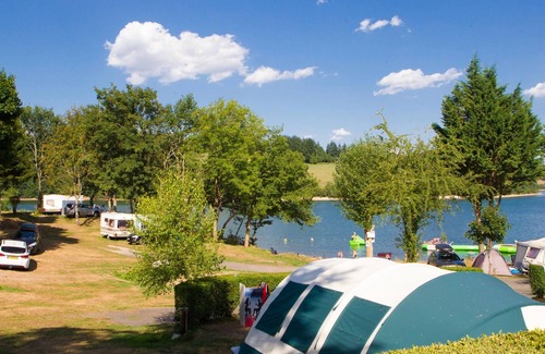 Canet-de-Salars House | Camping 3 étoiles - efb0fi