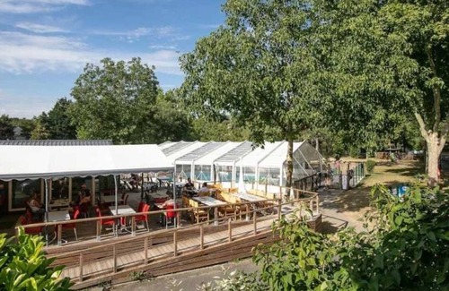 Vaux-le-Penil House | Camping 3 étoiles - Piscine - eecdcd