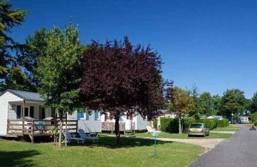 Melun House | Camping 3 étoiles - Piscine - eecdce