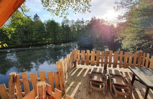 Corcieux House | Camping 3 étoiles - Piscine - ccbaha0