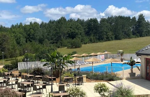 Pezuls House | Camping 3 étoiles - Piscine - ccb0dic