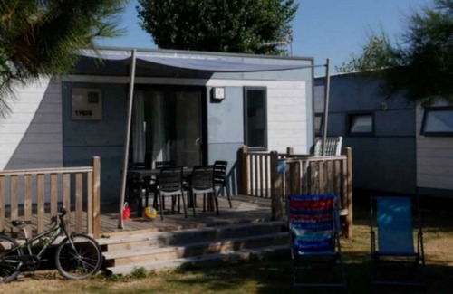La Faute-sur-Mer House | Camping 4 étoiles - Piscine - eeebhe