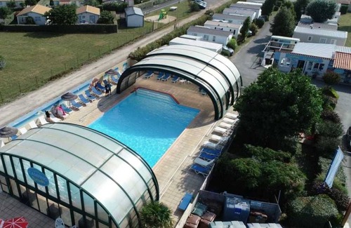 La Faute-sur-Mer House | Camping 4 étoiles - Piscine - eeecg0