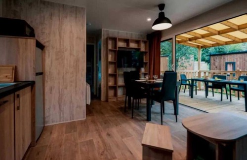 Quimper House | Camping 5 étoiles - Piscine - ccaaage
