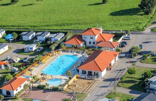 Tharon-Plage House | Camping - Parc aquatique - ccageig