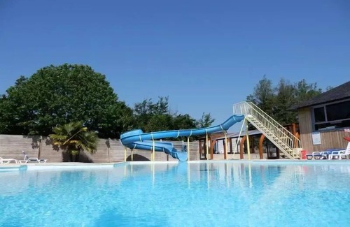 Fouesnant House | Camping La Roche Percée * - Comfort 3-room mobile home for 4 people