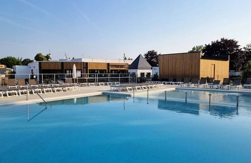 Carnac House | Camping Les Menhirs * - Mobile home Premium 3 rooms 4 people air-conditioned - TV