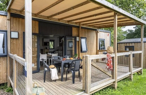 Perros-Guirec House | Camping maeva Respire Le Village Perrosien * - Comfort Mobile Home 4 Rooms 6 People Air Conditioned + TV