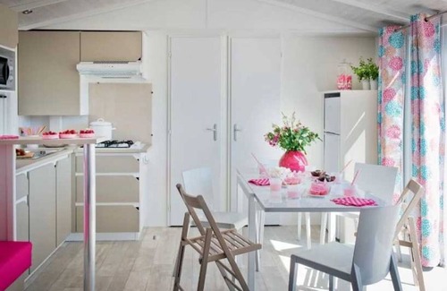 Serignan-Plage House | Camping - Piscine - ccageea