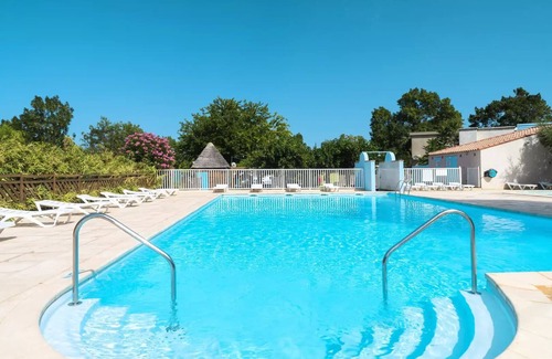 Sigean House | Camping Sigean * - Azureva - 3 Room Mobile Home 4/5 People