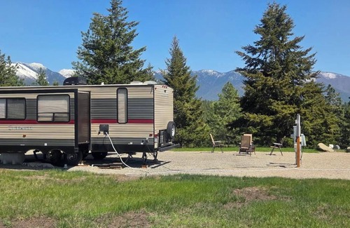 Eureka House | Camping with a view! Less than ten minutes to the quaint town of Eureka, MT.