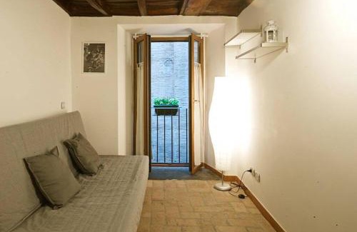 Rione VII Regola Apartment | Campo dé Fiori - Apt 2