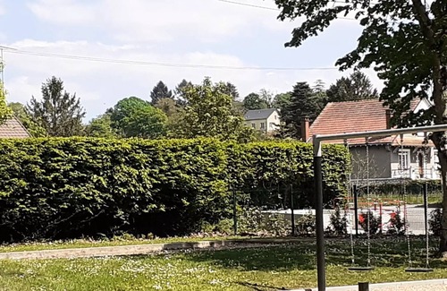 Argenton-sur-Creuse House | Campsite Les Chambons * - Mobil-Home Classic (2 bedrooms) 5 people