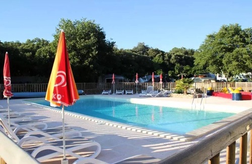 Junas House | Campsite Les Chênes * - MOBILE HOME Comfort - 2 ch - 26.52m2/Oak Green 4 people