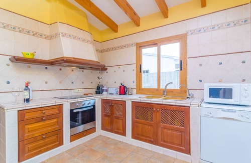 Sa Coma Villa | CAN CANTARI - Villa with private pool 1 km from the beach. Free WiFi.