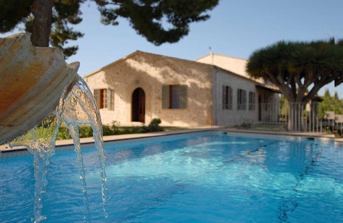 Portocolom Cottage | Can Cirerol, spacious house with pool in Porto Colom, Mallorca