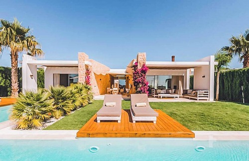 Cala Comte Villa | Can Elyza - Five Bedroom Villa, Sleeps 10