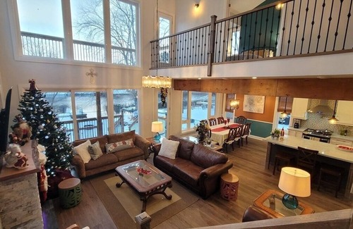 Port Stanton Cottage | CAN-Luxury cottage by the water