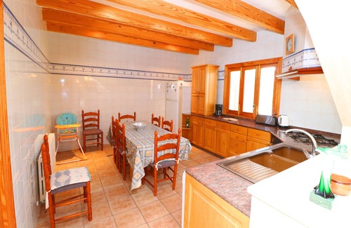 Campos Ski Chalet | Can Palea, Wi-fi free, private pool, garden, 15 minutes from the beach Es Trenc