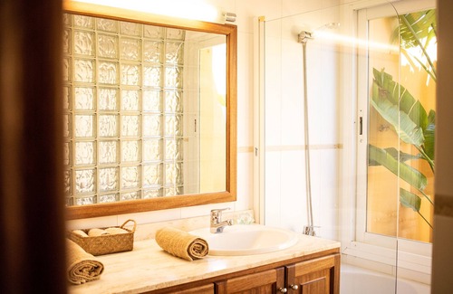 Sant Josep de sa Talaia Ski Chalet | Can Roig - beautiful villa near the beach