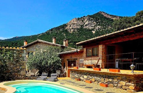 Cantallops House | Can Santalo