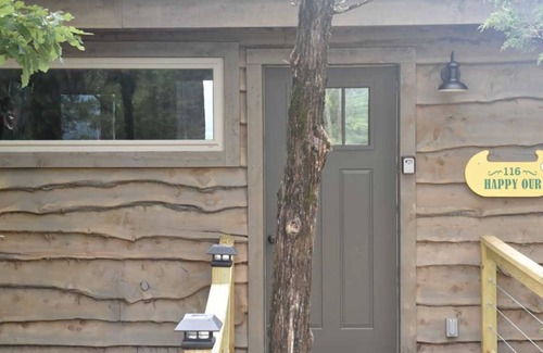 Eureka Springs Resort | Can U Canoe Suite 116
