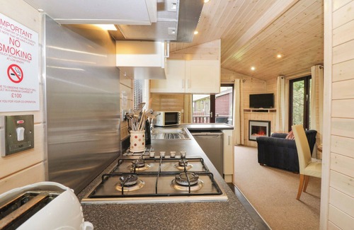 Keswick Cottage | Canadian Cabin 37