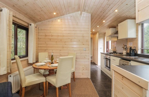 Keswick Cottage | Canadian Cabin 37