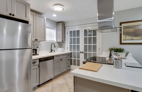 Mid-City House | Canal DOWN |Streetcar Line MidCity| Add More Space