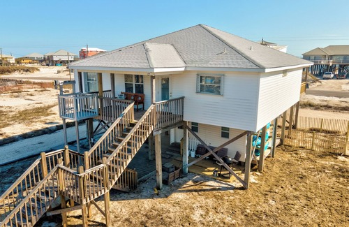 Silver Cay House | Canal Front home with POOL