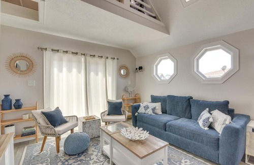 Jamaica Beach House | Canal-Front Jamaica Beach Home Rental with Boat Dock