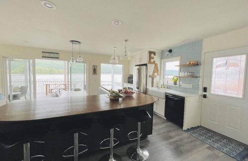 Middlesex Cottage | Canandaigua Lake Tranquility-Finger Lakes Fun!