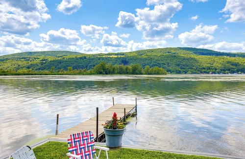 Middlesex Cottage | Canandaigua Lakefront Gem w/Dock & Boat Slip