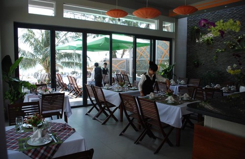 East Ham Tien Beach Resort | Canary Beach Resort