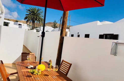 Nazaret Apartment | Canaryislandshost l Lovely Lanzarote