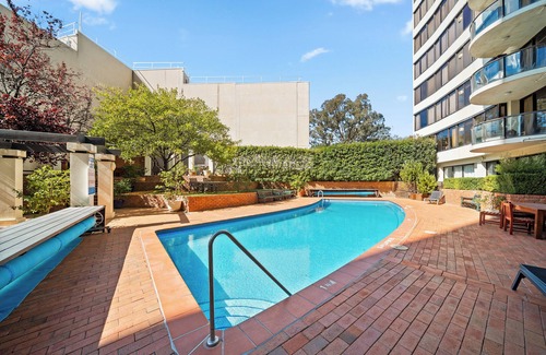 City West Apartment | Canberra City View Apartment