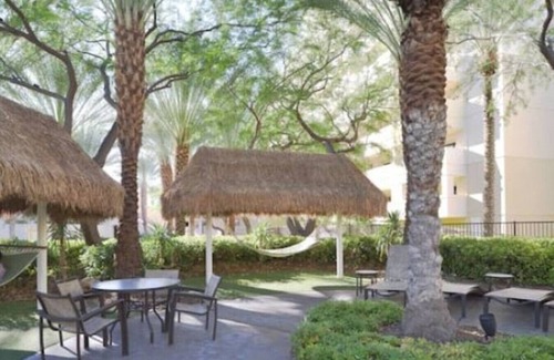 Enterprise Apartment | Cancun Resort 2 bedroom · Vegas Pool Fun, just south of the strip! 2 Bedroom