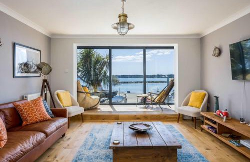 Poole House | Candle Island View - Superb Harbour Views from Three Floors