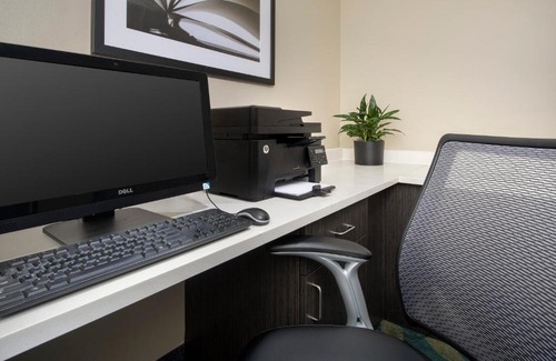 North Charleston Hotel | Candlewood Suites Charleston-Northwoods by IHG