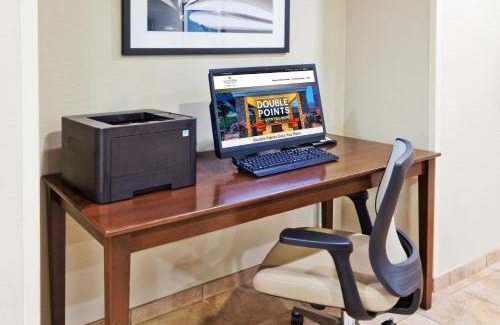 Gunter Afs Hotel | Candlewood Suites Eastchase Park by IHG