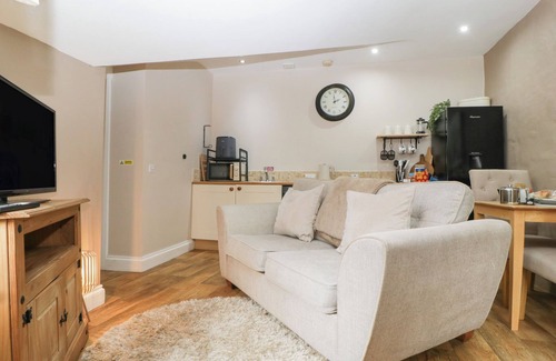 Blackmill Cottage | Caner Bach Lodge