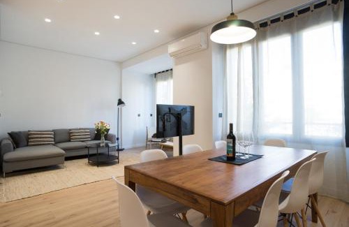 Gros Apartment | Cantabric Plaza/Iberorent Apartments