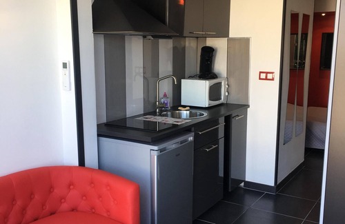 Naturist Village Apartment | Cap d'Agde naturist village apartment rental, partial sea view