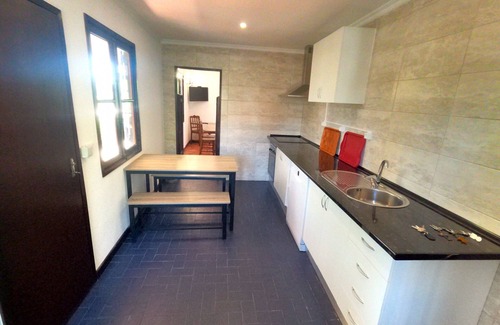 Almada Villa | Caparica, V4 House with garden in Lazarim, Caparica