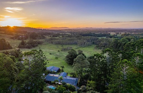 Skinners Shoot Villa | Cape Byron Villa 8 - A Charming Hinterland Escape