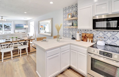 Port St. Joe House | Cape Casa-Beautiful 2BR Dog-friendly in Barrier Dunes, 200 steps to Beach