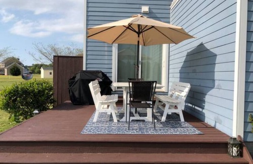 Kings Creek Landing House | Cape Charles home with pool and golf cart 5 minutes from the beach!